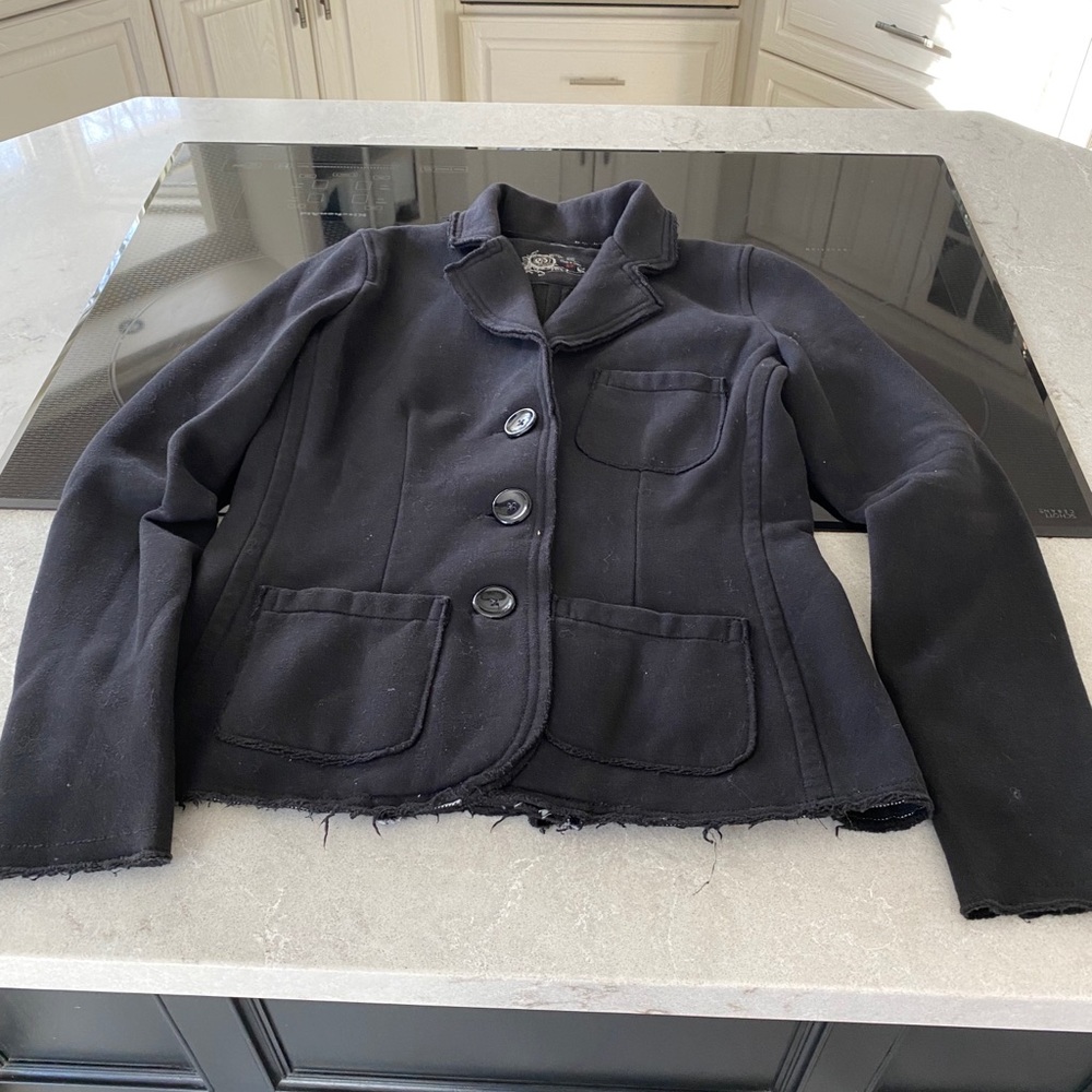 Blazer - Picture 4 of 6